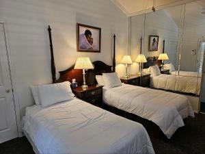 Un ou plusieurs lits dans un hébergement de l'établissement Alhatti Christian Resort