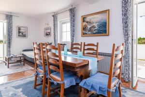 Χώρος καθιστικού στο Apartments with parking space Banjol, Rab - 5022 +63 φωτογραφίες