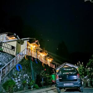 Fotografie z fotogalerie ubytování Silent wood retreat Phadamchen v destinaci Padamchen