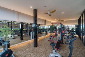 Fitness centrum a/nebo fitness zařízení v ubytování Stay.vie Hotel