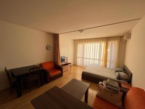 A seating area at Julia Vigo Panorama apartments