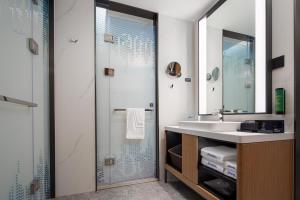 Vannituba majutusasutuses Hampton by Hilton Guangzhou Xintang