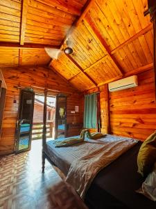 Postel nebo postele na pokoji v ubytování O3 Beach Resort
