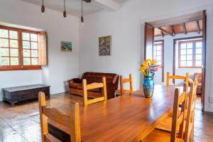 Khu vực ghế ngồi tại Villa Califurnia de Icod de Los Vinos