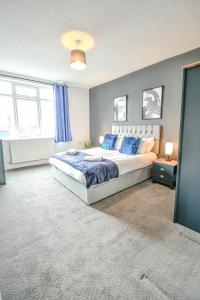 Postelja oz. postelje v sobi nastanitve Station Apartment Large 3 Bedrooms - Workstays UK Best Rates Direct