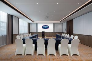 Ärikülastajate ala ja/või konverentsiruum majutusasutuses Hampton by Hilton Guangzhou Xintang