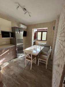 Η κουζίνα ή μικρή κουζίνα στο Luxurious flat Pleven Center