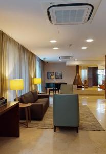 Area tempat duduk di Hotel EstanConfor - Master Deluxe - Av Paulista - by LuXXoR