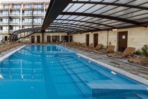 Basen w obiekcie Topola Skies Resort & Aquapark lub w pobliżu