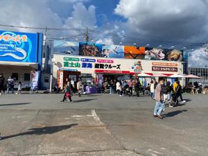 Hosté ubytování Minato Oasis Numazu / 沼津観光の中心、伊豆観光の拠点に好立地！沼津港に位置し交通・飲食・コンビニ等至便です！