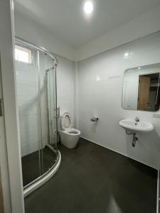 Koupelna v ubytování Dao Jaras Fah Hometel ดาวจรัสฟ้าโฮมเทล