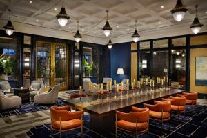 Waldorf Astoria Cairo Heliopolis的休息区