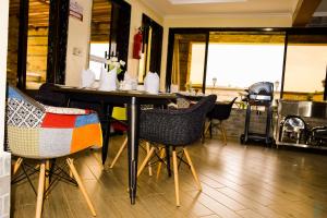 TJ's Boutique Hotel的休息区