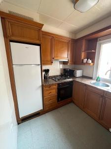 Kuchyň nebo kuchyňský kout v ubytování Apartamento Portbou