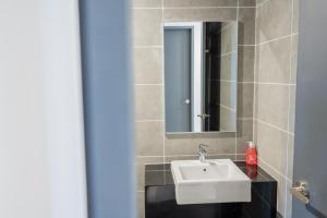 Koupelna v ubytování Ipoh Tambun Sunway Onsen Suite 3R2B Maya
