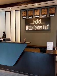 Vstupní hala nebo recepce v ubytování Hotel Bitterfelder Hof - Mongoo GmbH