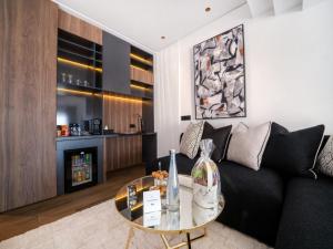 Nápoje v ubytování Petit Palace Suites Hotel