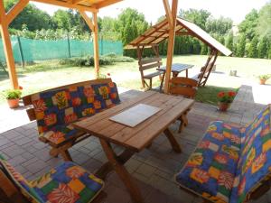 Afbeelding uit fotogalerij van Villa Maria in Egerszalók