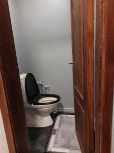 Koupelna v ubytování Vargheden B&B och trädgård
