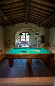 Bàn bi-da tại Tenuta La Veduta