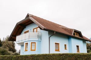 Zgradba, v kateri se nahaja apartma
