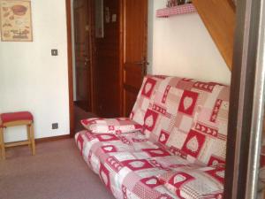 Posezení v ubytování Appartement duplex à Châtel - 3 pièces, 6 personnes, parking couvert, proche télésiège et navettes - FR-1-198-104