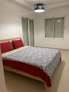 En eller flere senge i et værelse på Lovely apartment at Ola Blanca 2 with WiFi