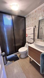 Phòng tắm tại Mesquita Arriendos - Departamento full amoblado para 7 personas