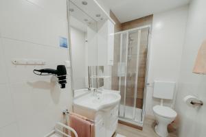 Łazienka w obiekcie Pension Waldruh - Tannenheim