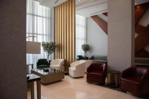 Posezení v ubytování فندق جراند أوتيل للشقق المخدومة Grand Hotel Serviced Apartments