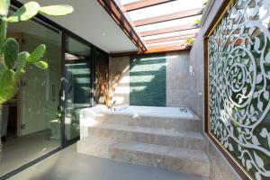 Fotografie z fotogalerie ubytování Dasiri Lakefront Villa v destinaci Hua Hin