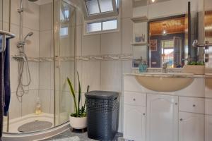 Ένα μπάνιο στο Casa Primavera, a Home in Madeira +38 φωτογραφίες