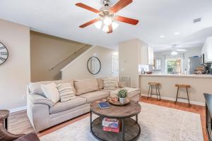 Fotografie z fotogalerie ubytování Tranquil Townhome v destinaci Auburn