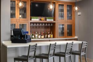SpringHill Suites by Marriott San Antonio Northwest at The RIM的酒水