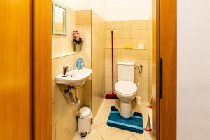 Kúpeľňa v ubytovaní Zoe apartman
