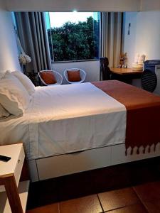 Una cama o camas en una habitación de Studio 109-comfortable, practical, great location