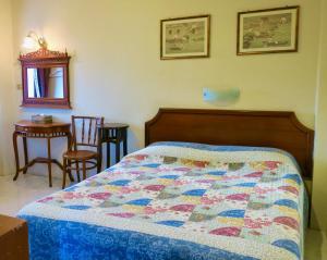 Postel nebo postele na pokoji v ubytování Fulay Hotel