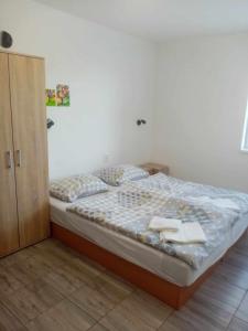 Posteľ alebo postele v izbe v ubytovaní Ivachnová 84