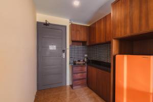 Kuchyň nebo kuchyňský kout v ubytování Elite Suites Patong