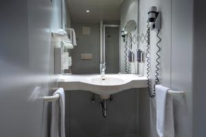 Koupelna v ubytování Roomingtons Lüneburger Heide