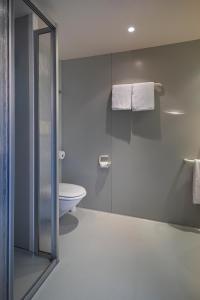 Koupelna v ubytování Roomingtons Lüneburger Heide
