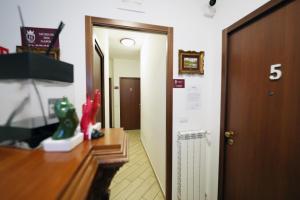 Foto dalla galleria di Holiday Garibaldi a Napoli