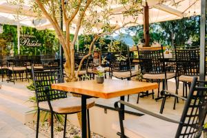 Restoran atau tempat lain untuk makan di Heritage Hotel Pasike