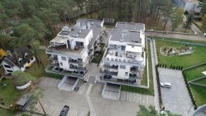 Ett flygfoto av Maxim Apartment Pobierowo