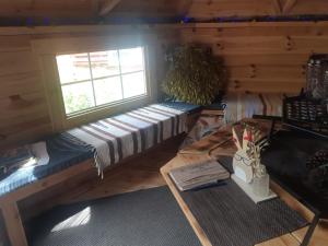 Gambar di galeri bagi 1 Bed Cabin - Sleeps 4 - Pets - Lake - Wifi di Renac