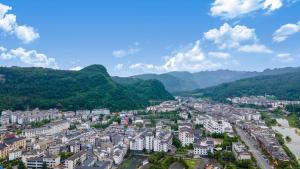 山景或在酒店看到的山景