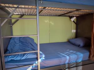 Voodi või voodid majutusasutuse Prishtina Center Hostel toas