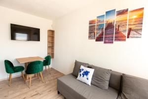 Posezení v ubytování Ahoy Relax Apartmany Nesvady