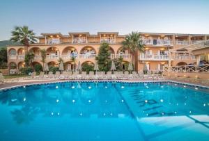 Bazén v ubytování Maria Hotel nebo v jeho okolí