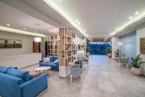 Posezení v ubytování Maria Hotel